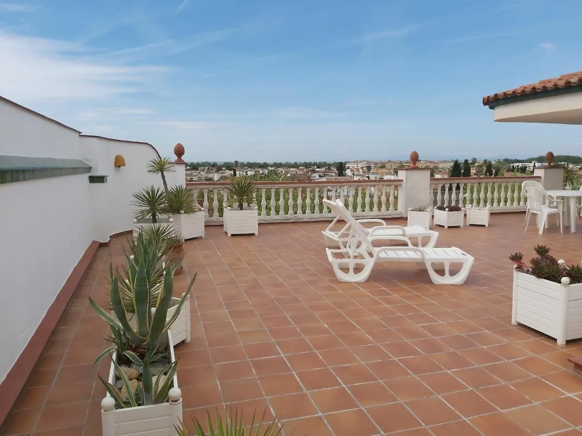 Apartament Amb Gran Terrassa Empuriabrava Spain