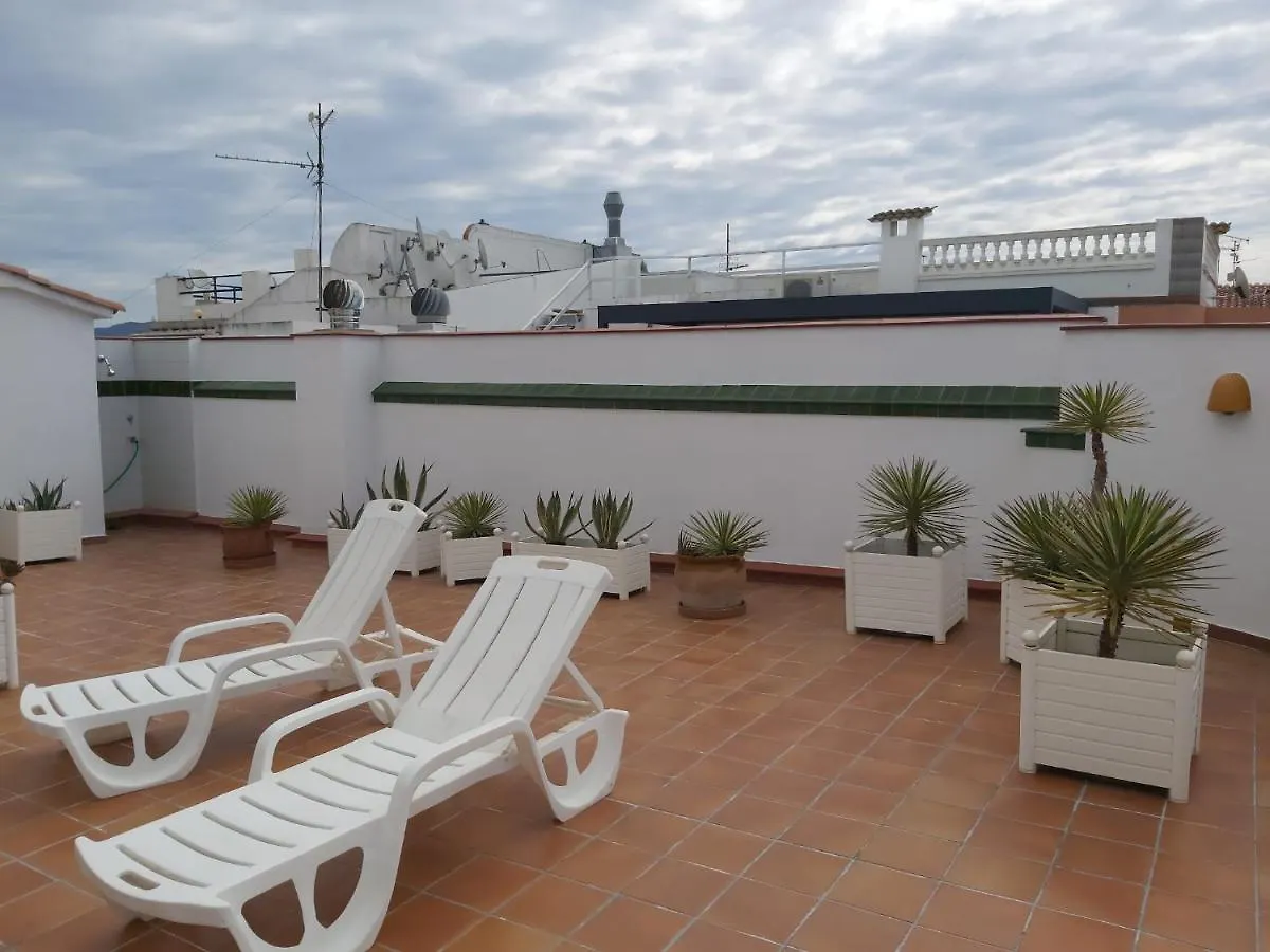 Apartament Amb Gran Terrassa Empuriabrava Apartment
